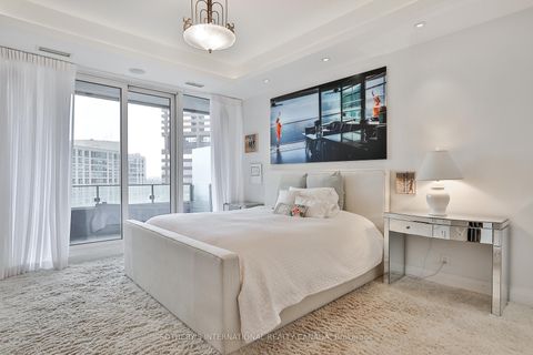 Photo 18 at 804 - 88 Davenport Road, Annex, Toronto