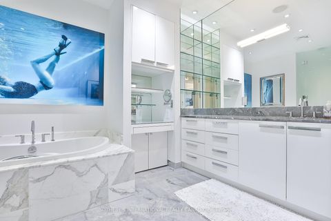 Photo 21 at 804 - 88 Davenport Road, Annex, Toronto