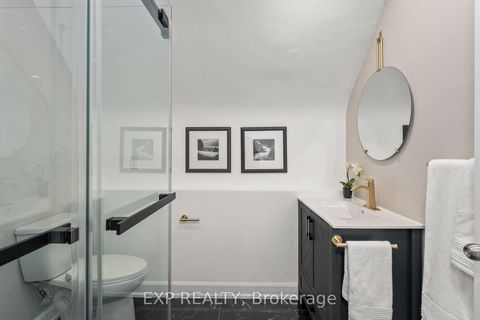 Photo 21 at 29 Grace Street, Bellwoods, Toronto