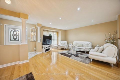 Photo 15 at 46 Georgina Gate, Birchmount, Toronto