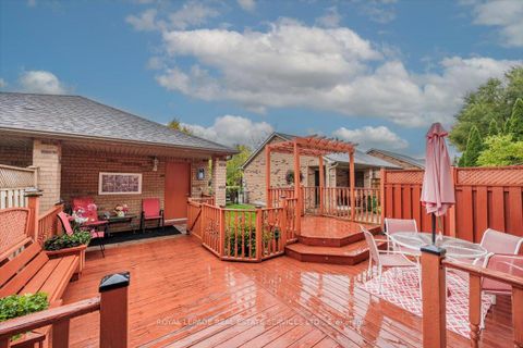 Photo 32 at 46 Georgina Gate, Birchmount, Toronto