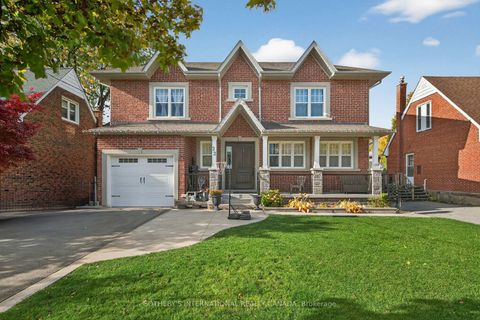 Photo 6 at 18 Rossburn Drive, Etobicoke West Mall, Toronto