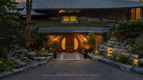 Photo 4 at 4235 17th Side Road, Rural King, King