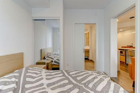 Photo 18 at 902 - 7950 Bathurst Street, Beverley Glen, Vaughan