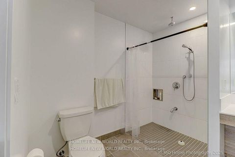 Photo 19 at 902 - 7950 Bathurst Street, Beverley Glen, Vaughan