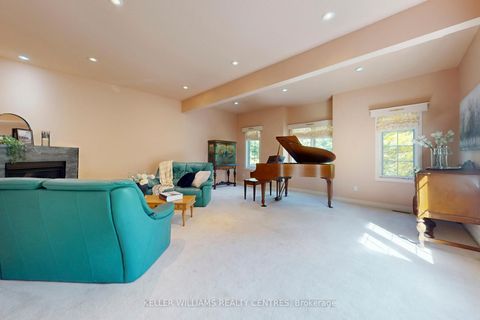 Photo 4 at 19 Stemmle Drive, Aurora Highlands, Aurora