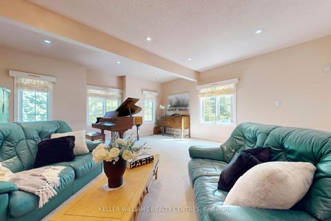 Photo 6 at 19 Stemmle Drive, Aurora Highlands, Aurora