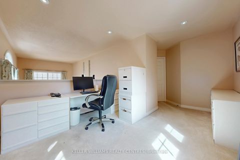 Photo 28 at 19 Stemmle Drive, Aurora Highlands, Aurora