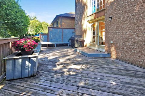 Photo 34 at 19 Stemmle Drive, Aurora Highlands, Aurora