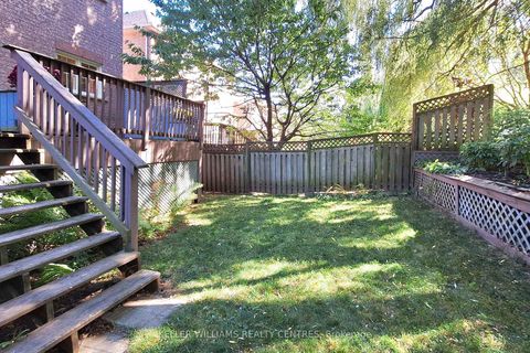 Photo 36 at 19 Stemmle Drive, Aurora Highlands, Aurora