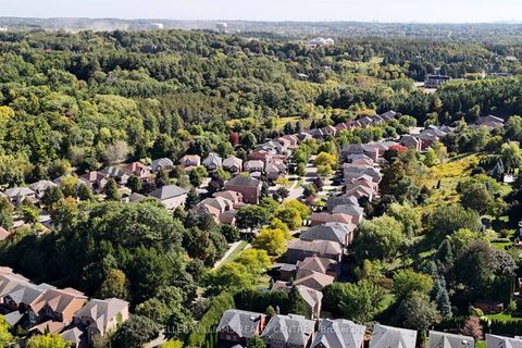 Photo 43 at 19 Stemmle Drive, Aurora Highlands, Aurora