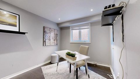 Photo 16 at 20 Edinburgh Drive, Doncrest, Richmond Hill