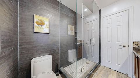 Photo 29 at 20 Edinburgh Drive, Doncrest, Richmond Hill