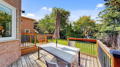 Photo 41 at 20 Edinburgh Drive, Doncrest, Richmond Hill