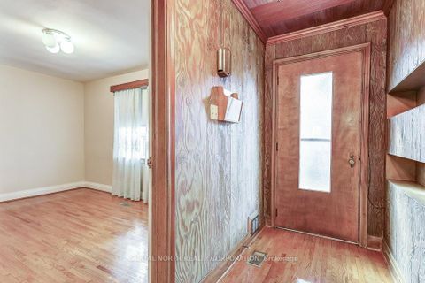 Photo 9 at 2 Rollet Drive, Maple Leaf, Toronto