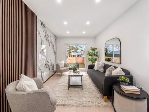 Photo 15 at 186 Oak Park Avenue, Lumsden, Toronto