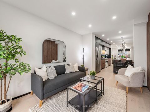 Photo 16 at 186 Oak Park Avenue, Lumsden, Toronto