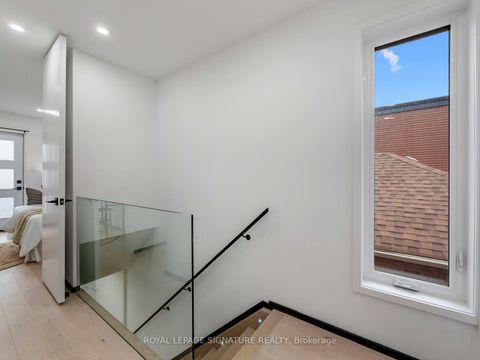 Photo 19 at 186 Oak Park Avenue, Lumsden, Toronto