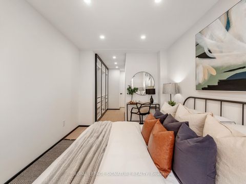 Photo 22 at 186 Oak Park Avenue, Lumsden, Toronto