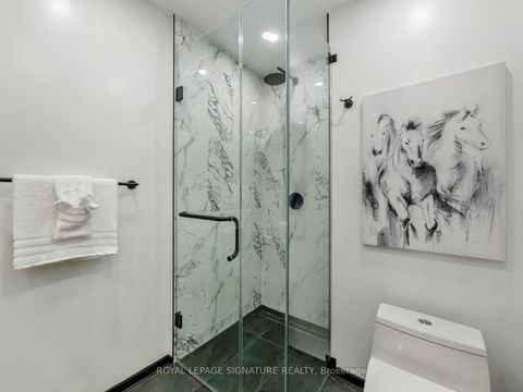 Photo 24 at 186 Oak Park Avenue, Lumsden, Toronto