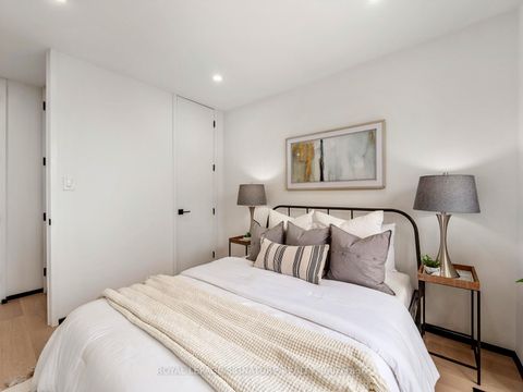 Photo 32 at 186 Oak Park Avenue, Lumsden, Toronto