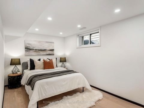 Photo 38 at 186 Oak Park Avenue, Lumsden, Toronto