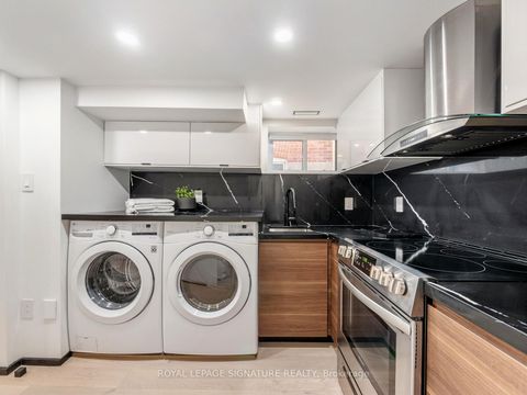 Photo 41 at 186 Oak Park Avenue, Lumsden, Toronto