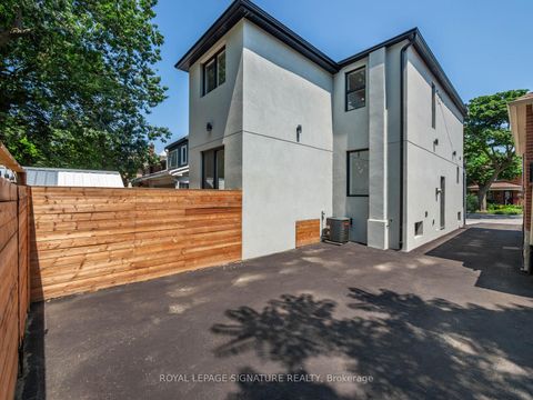 Photo 47 at 186 Oak Park Avenue, Lumsden, Toronto