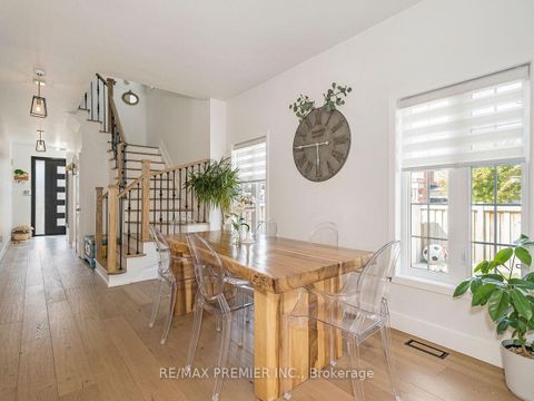 Photo 11 at 67 Gentile Circle, Elder Mills, Vaughan