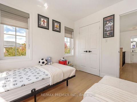 Photo 30 at 67 Gentile Circle, Elder Mills, Vaughan