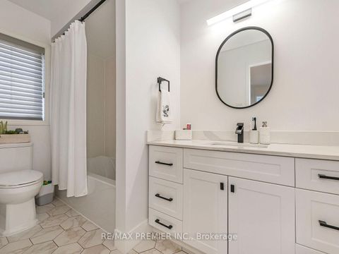 Photo 33 at 67 Gentile Circle, Elder Mills, Vaughan