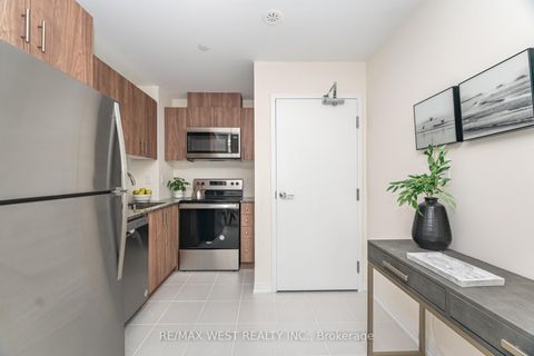 Photo 4 at 27 - 165 Tapscott Road N, Malvern, Toronto