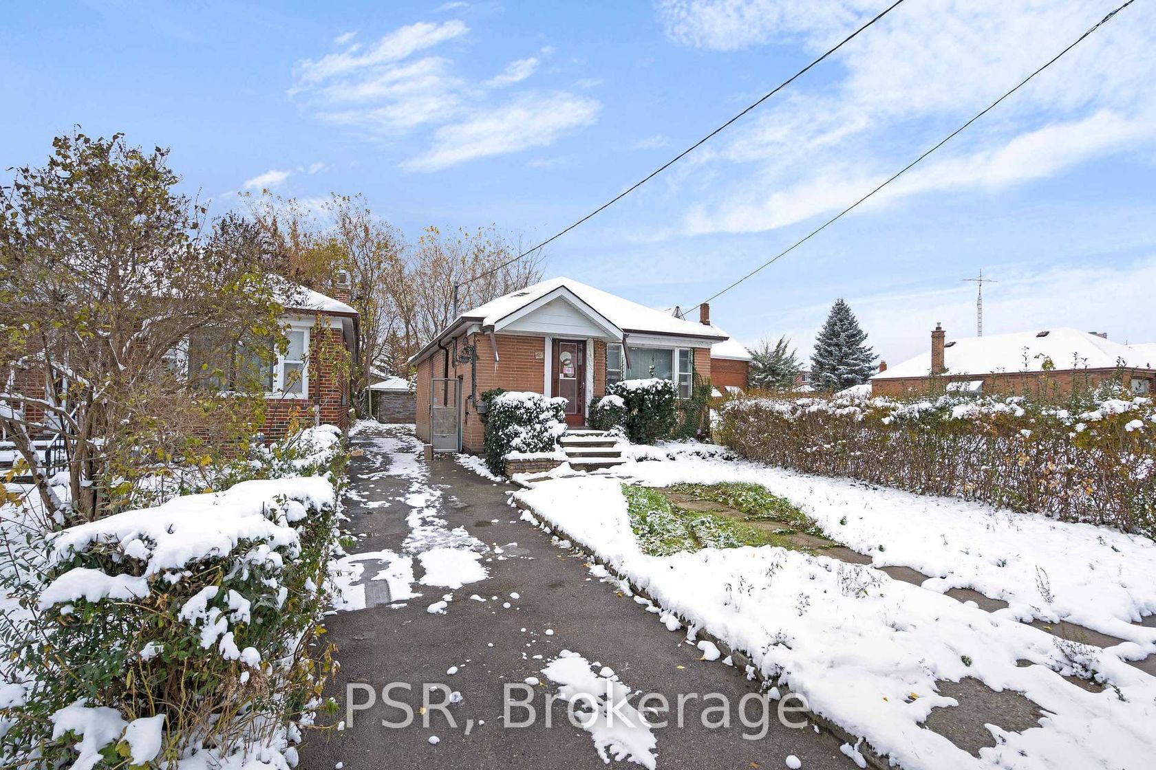 10 Arnold Avenue, Smythe, Toronto 