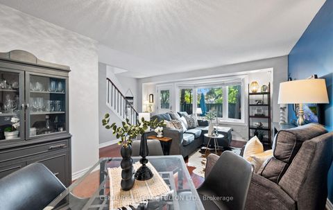 Photo 7 at 111 - 57 Golden Appleway, Donalda, Toronto