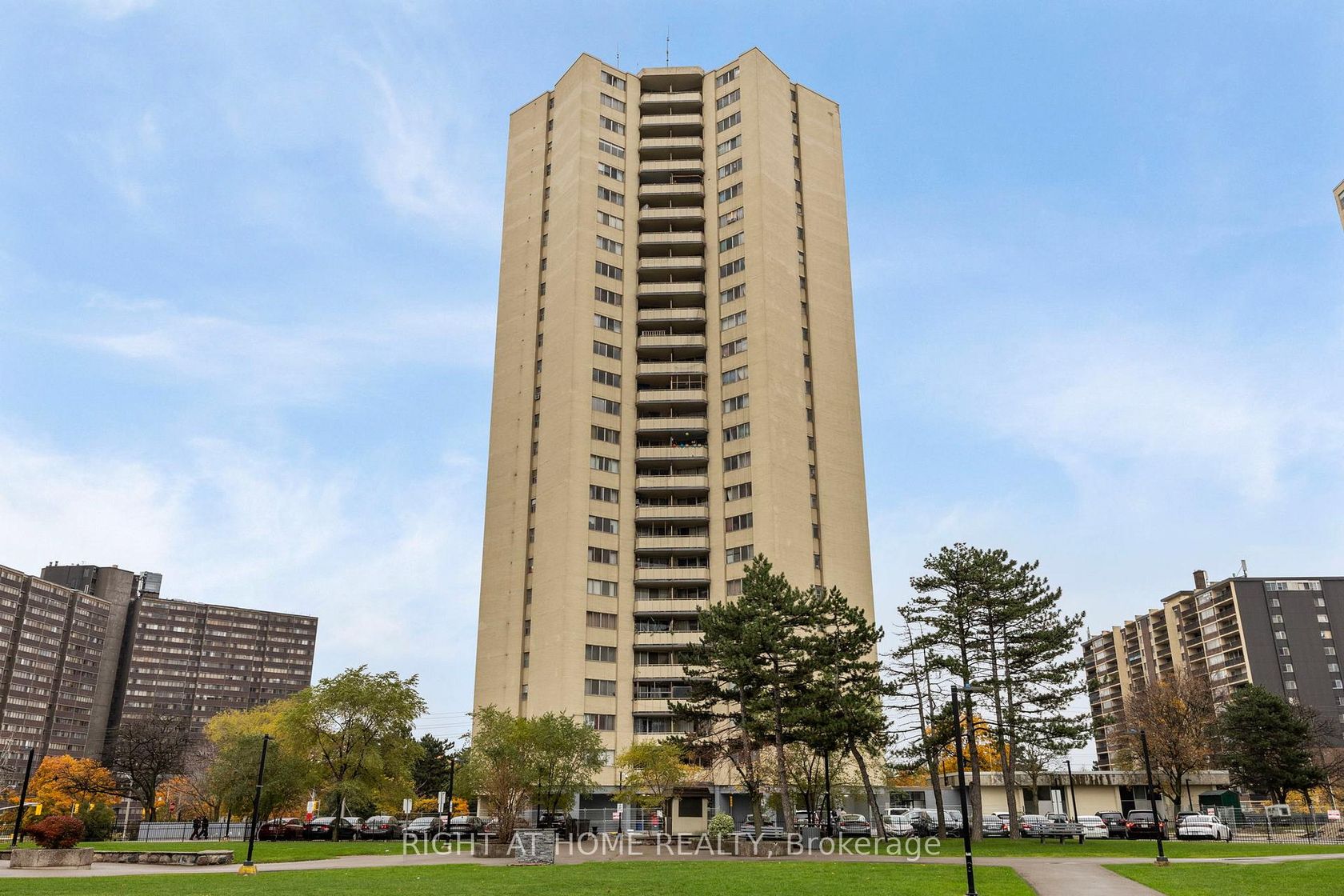 2408 - 330 Dixon Road, The Westway, Toronto 