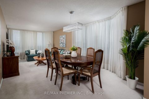 Photo 7 at 1614 - 7440 Bathurst Street, Brownridge, Vaughan