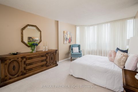 Photo 18 at 1614 - 7440 Bathurst Street, Brownridge, Vaughan