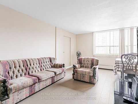 Photo 11 at 206 - 60 Stevenson Road, Jamestown, Toronto