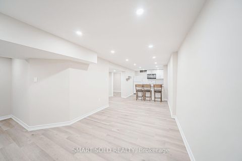 Photo 42 at 60 Steepleview Crescent, North Richvale, Richmond Hill