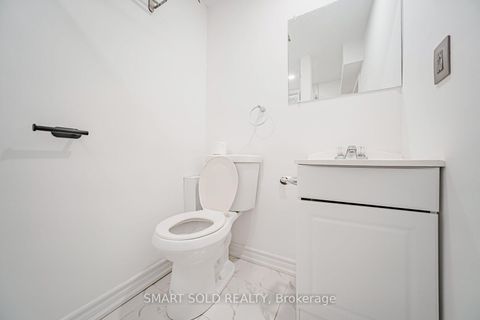 Photo 47 at 60 Steepleview Crescent, North Richvale, Richmond Hill