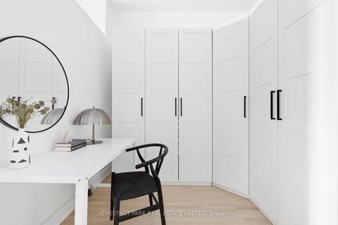 Photo 22 at 215 - 637 Lakeshore Boulevard W, Niagara, Toronto