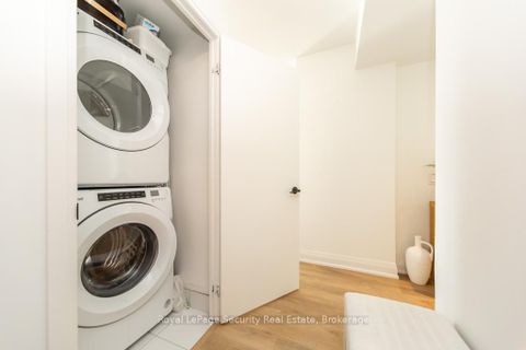 Photo 17 at 2009 - 1461 Lawrence Avenue W, Amesbury, Toronto