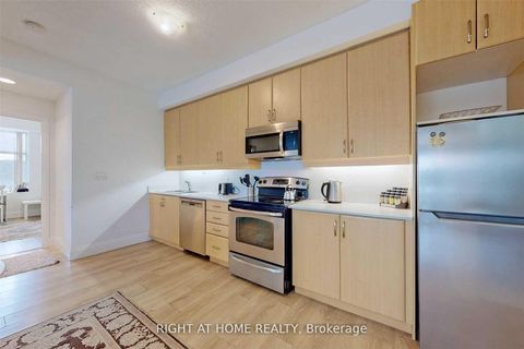 Photo 9 at 301 - 222 Finch Avenue W, Willowdale West, Toronto