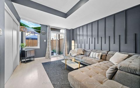 Photo 6 at 173 Sabina Drive, GO Glenorchy, Oakville