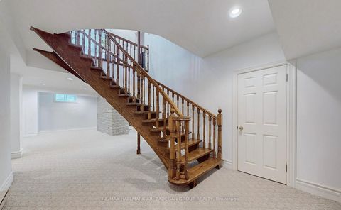 Photo 5 at 11 Vernham Avenue, Windfields, Toronto