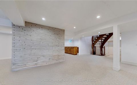 Photo 16 at 11 Vernham Avenue, Windfields, Toronto