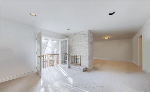 Photo 19 at 11 Vernham Avenue, Windfields, Toronto