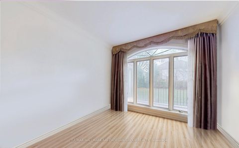 Photo 21 at 11 Vernham Avenue, Windfields, Toronto