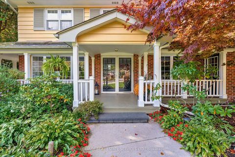 Photo 2 at 132 Sparling Court, SW Southwest, Oakville