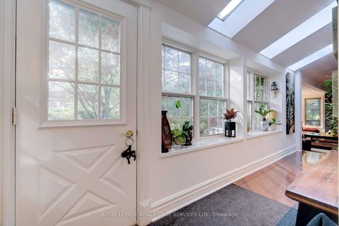 Photo 14 at 132 Sparling Court, SW Southwest, Oakville